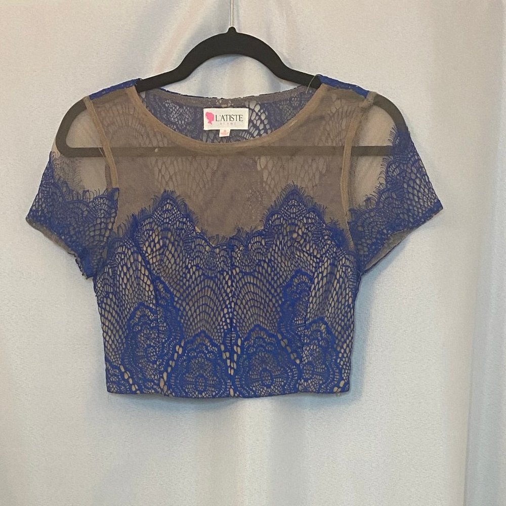 Lace Detailed Crop Top